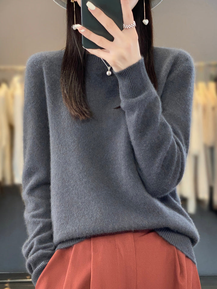 Anette - Warm sweater for cold days
